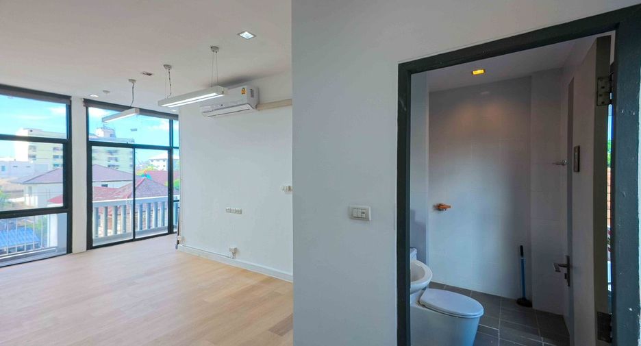 Büro zum Kauf mit 3 Zimmer in Din Daeng, Bangkok