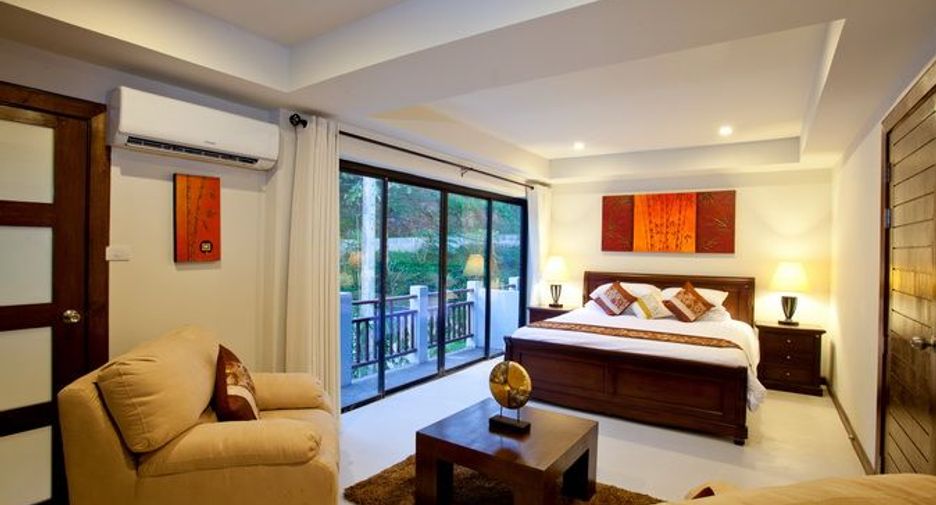 For sale 4 bedrooms townhouse in Mueang Phuket, Phuket