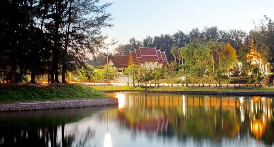 For sale 4 bedrooms townhouse in Mueang Phuket, Phuket