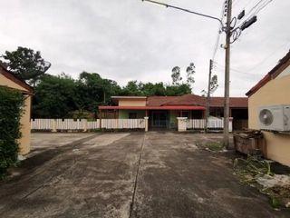 For sale 1 Beds townhouse in Prachantakham, Prachin Buri