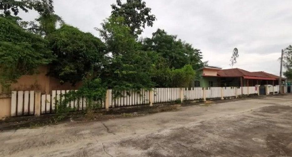 For sale 1 bed townhouse in Prachantakham, Prachin Buri