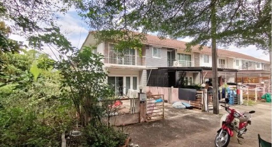 For sale 1 bed townhouse in Prachantakham, Prachin Buri