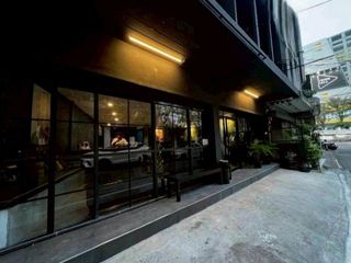 For rent 7 bedrooms retail Space in Chatuchak, Bangkok