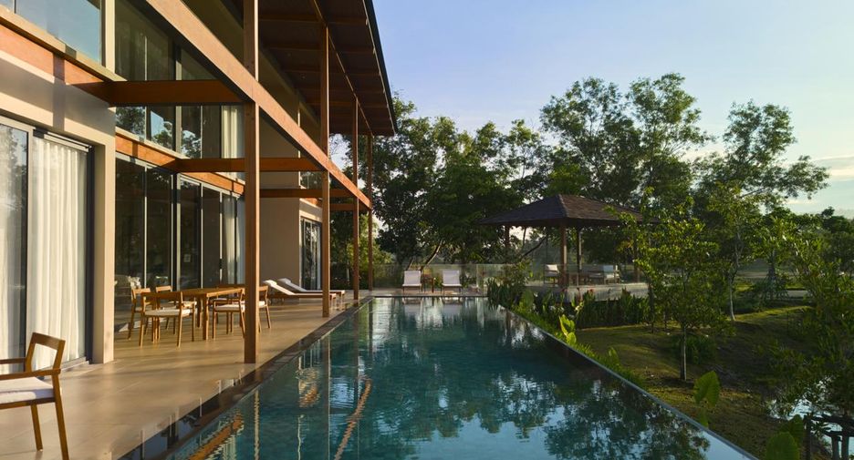 For sale 4 bedrooms villa in Thalang, Phuket