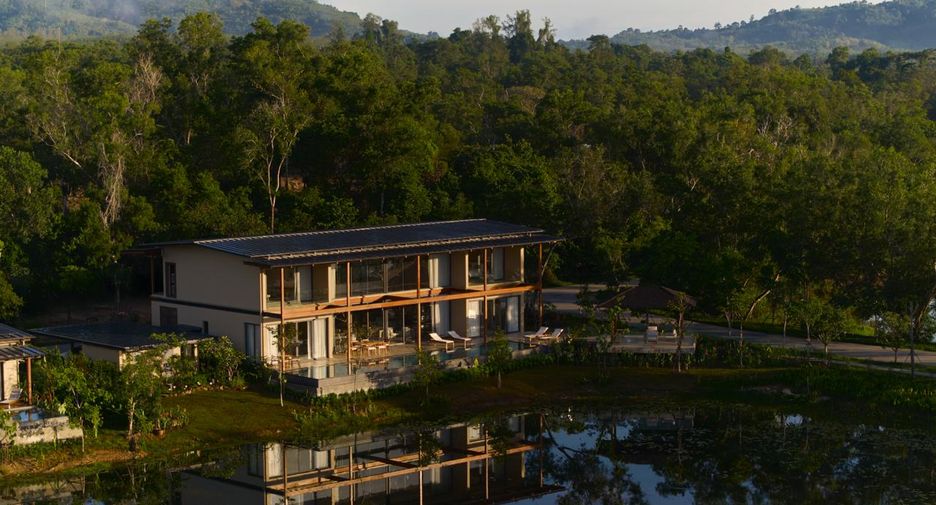 For sale 4 bedrooms villa in Thalang, Phuket