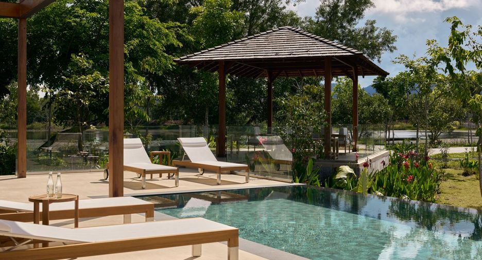 For sale 4 bedrooms villa in Thalang, Phuket