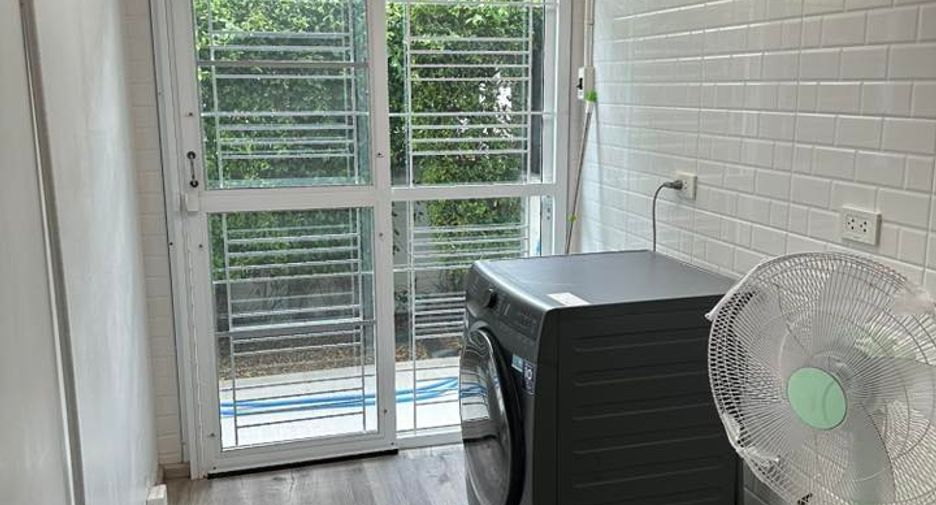 For rent 3 bedrooms house in Bang Phli, Samut Prakan