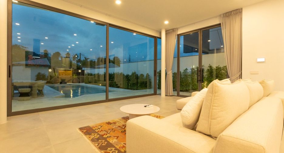 For sale 3 bedrooms villa in Mueang Phuket, Phuket
