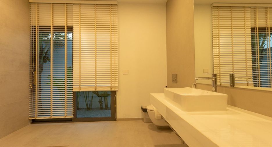 For sale 3 bedrooms villa in Mueang Phuket, Phuket