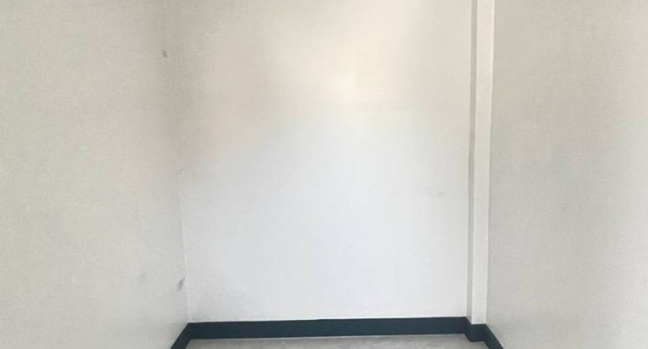 For rent 3 ベッドルーム house in Huai Khwang, Bangkok