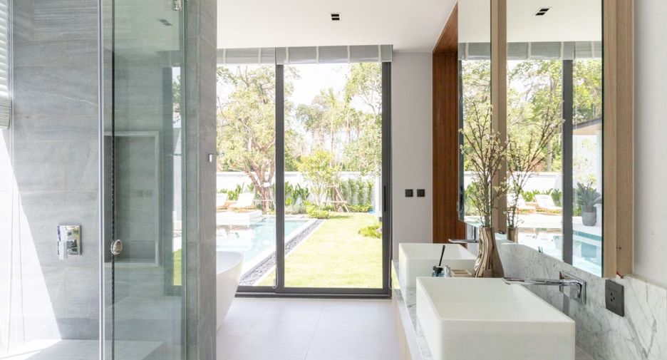 For sale 3 bedrooms villa in Kathu, Phuket