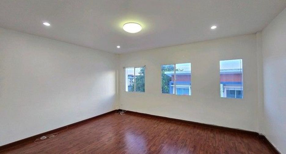 Gewerbefläche zur Miete mit 1 Zimmer in Don Mueang, Bangkok