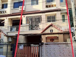 For sale 4 ベッドルーム house in Rat Burana, Bangkok