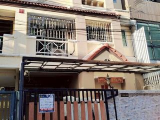 For sale 4 ベッドルーム house in Rat Burana, Bangkok