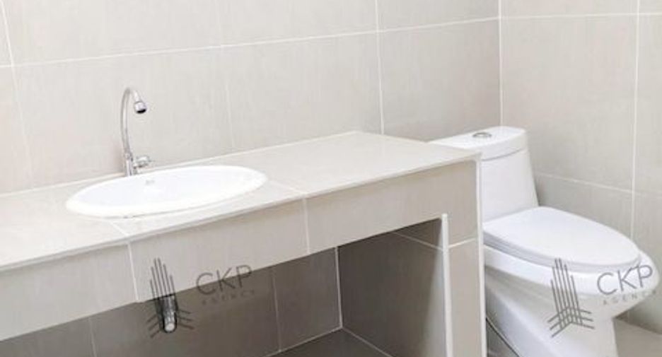 For sale 4 bedrooms house in Rat Burana, Bangkok
