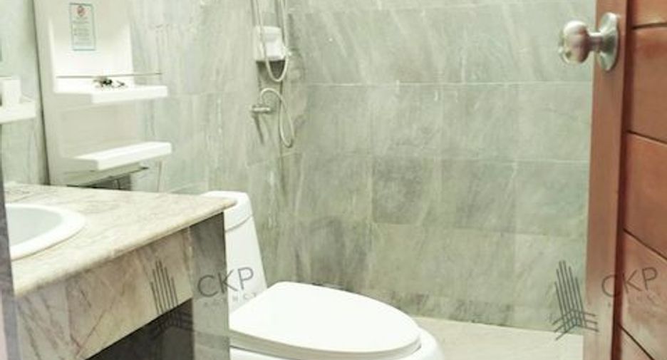 For sale 4 bedrooms house in Rat Burana, Bangkok