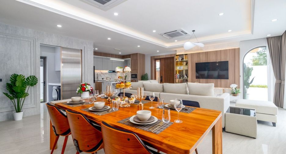À vendre 4 chambres villa à Thalang, Phuket