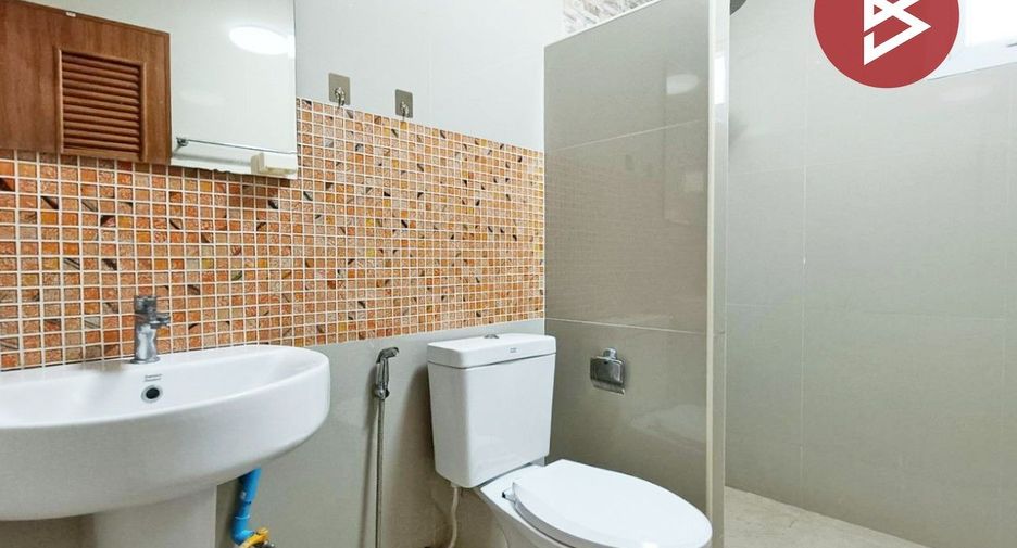 Haus zum Kauf mit 4 Zimmer in Mueang Ratchaburi, Ratchaburi