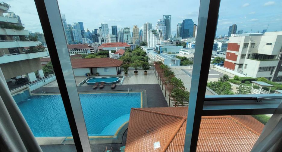 Condo en alquiler de 2 habitaciones en Watthana, Bangkok