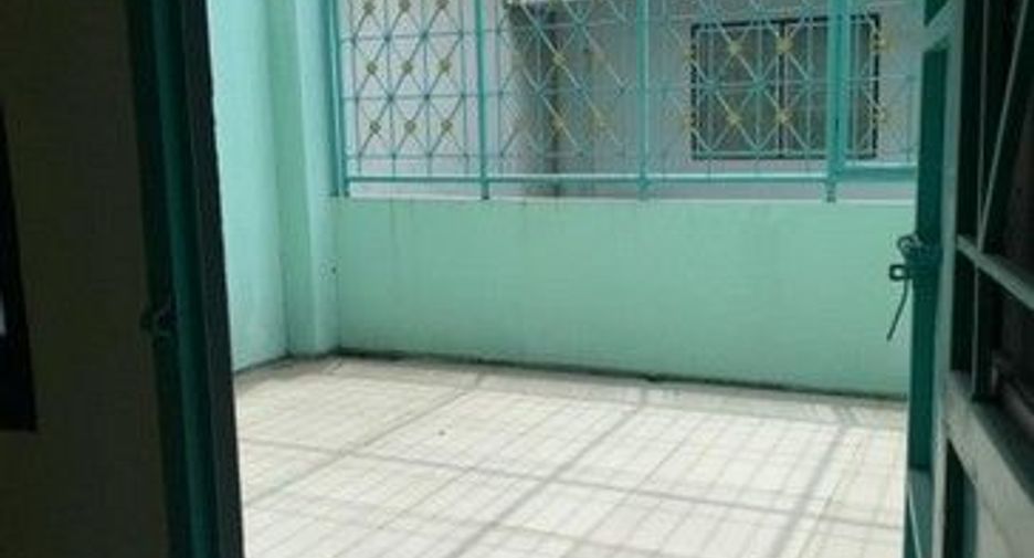 For rent 5 bedrooms retail Space in Bang Khun Thian, Bangkok