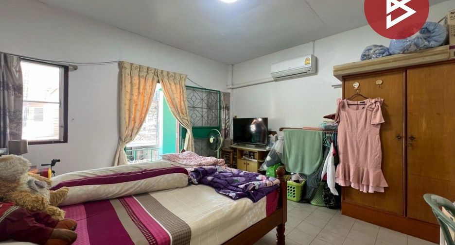 Продажа 2 спальни таунхаус в Mueang Chon Buri, Чонбури