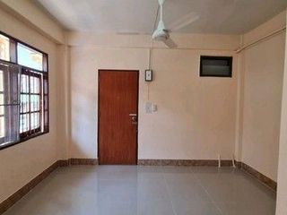 For sale 24 bedrooms retail Space in Khlong San, Bangkok