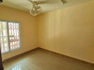 For sale 24 bedrooms retail Space in Khlong San, Bangkok