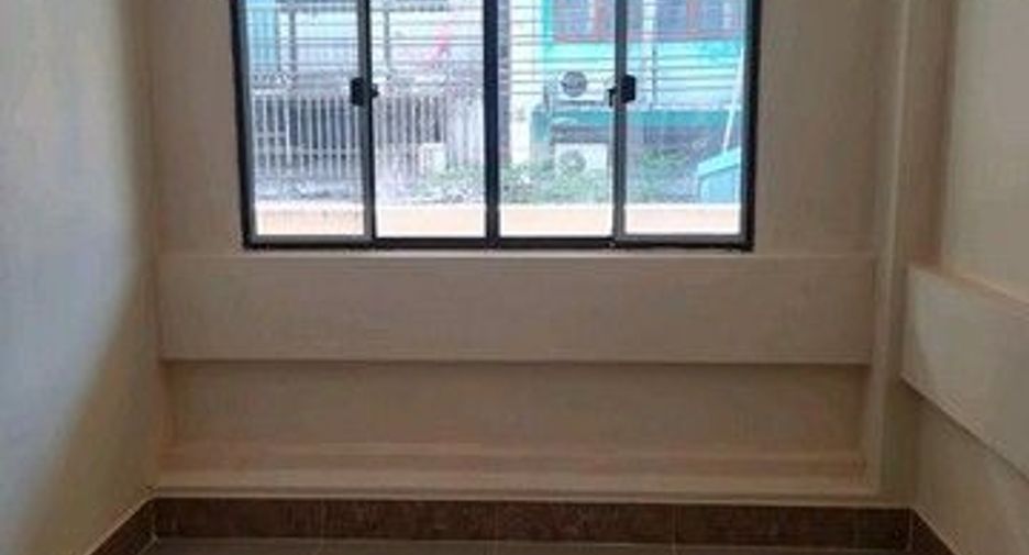 Gewerbefläche zum Kauf mit 24 Zimmer in Khlong San, Bangkok