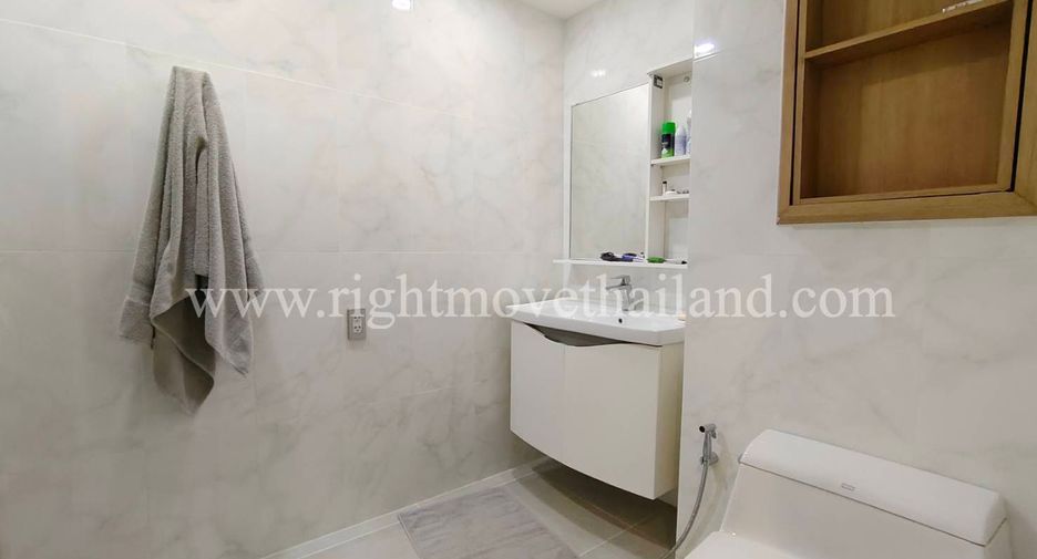 ขาย 2 ห้องนอน คอนโด ใน คลองเตย, กรุงเทพฯ