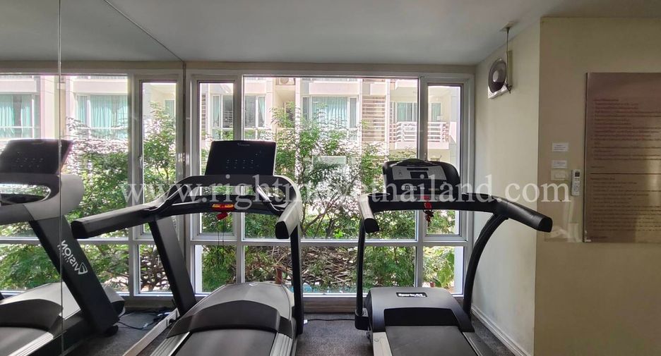 ขาย 2 ห้องนอน คอนโด ใน คลองเตย, กรุงเทพฯ