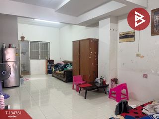 Casa adosada en venta de 3 habitaciones en Mueang Chon Buri, Chonburi