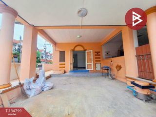 出售 3 卧室 联排别墅 在 Mueang Samut Sakhon, Samut Sakhon