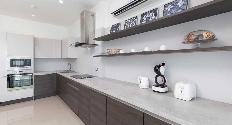 For sale 3 bedrooms apartment in Mueang Phuket, Phuket