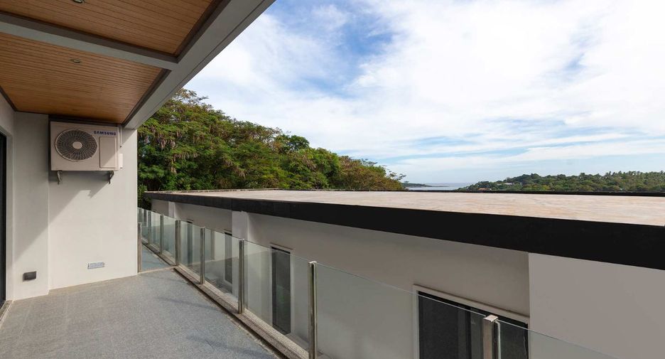 For sale 3 bedrooms apartment in Mueang Phuket, Phuket
