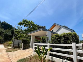 For rent 3 bedrooms house in Mueang Krabi, Krabi