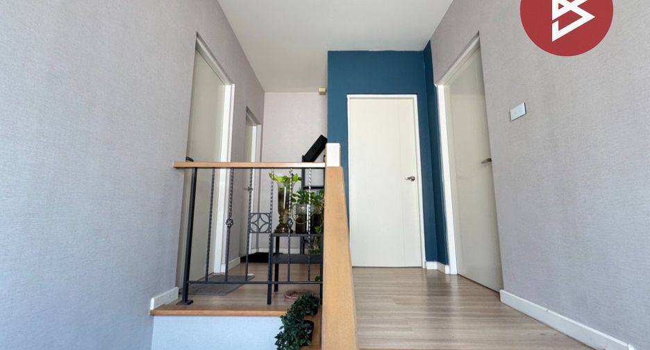 For sale 4 ベッドルーム house in Thung Khru, Bangkok