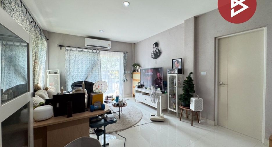 For sale 4 ベッドルーム house in Thung Khru, Bangkok