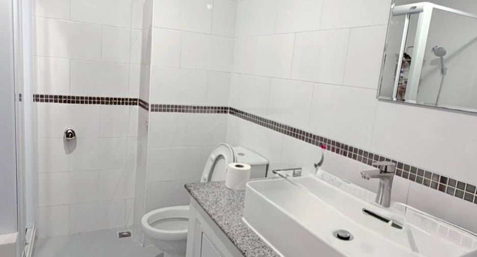 For sale 1 bed condo in Bang Lamung, Chonburi