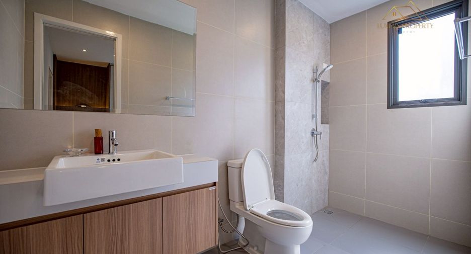 À vendre 4 chambres villa à Bang Lamung, Chonburi