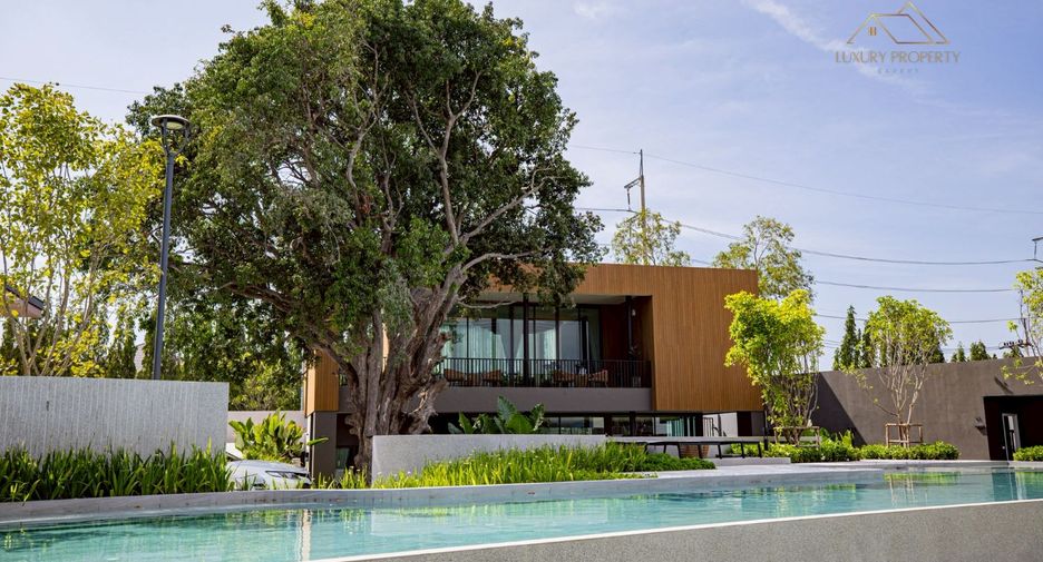 À vendre 4 chambres villa à Bang Lamung, Chonburi