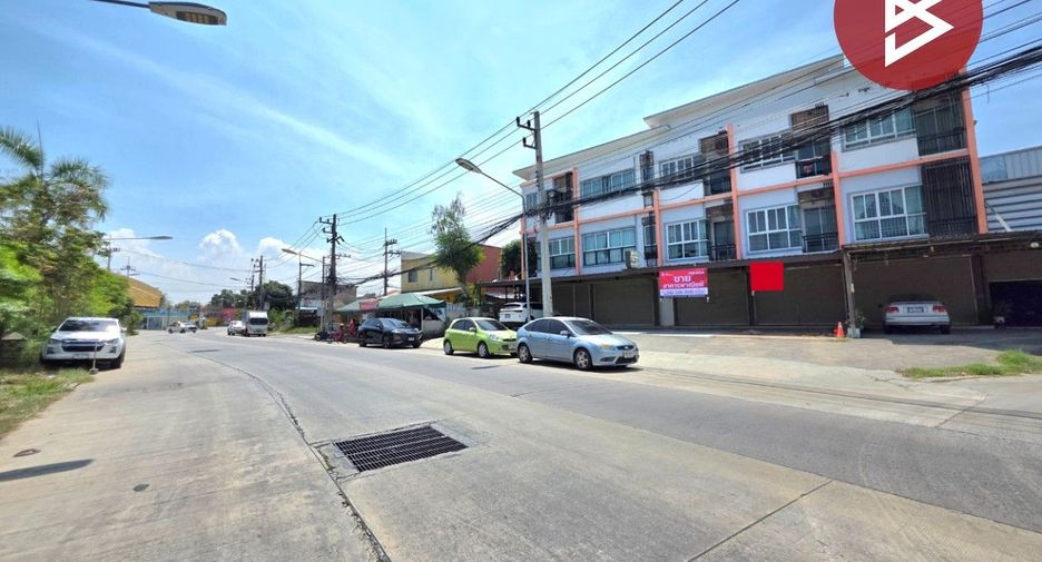 À vendre 4 chambres local commercial à Si Racha, Chonburi