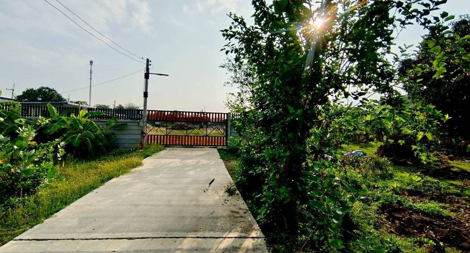 Продажа Участок в Phanat Nikhom, Чонбури