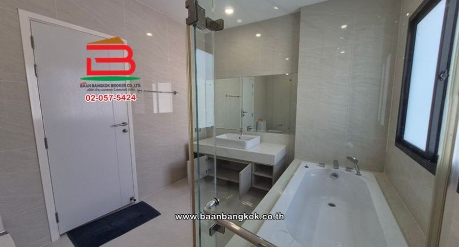 For sale 4 bedrooms house in Bang Kruai, Nonthaburi