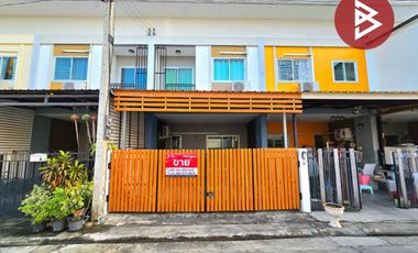 Reihenhaus zum Kauf mit 2 Zimmer in Mueang Nakhon Pathom, Nakhon Pathom