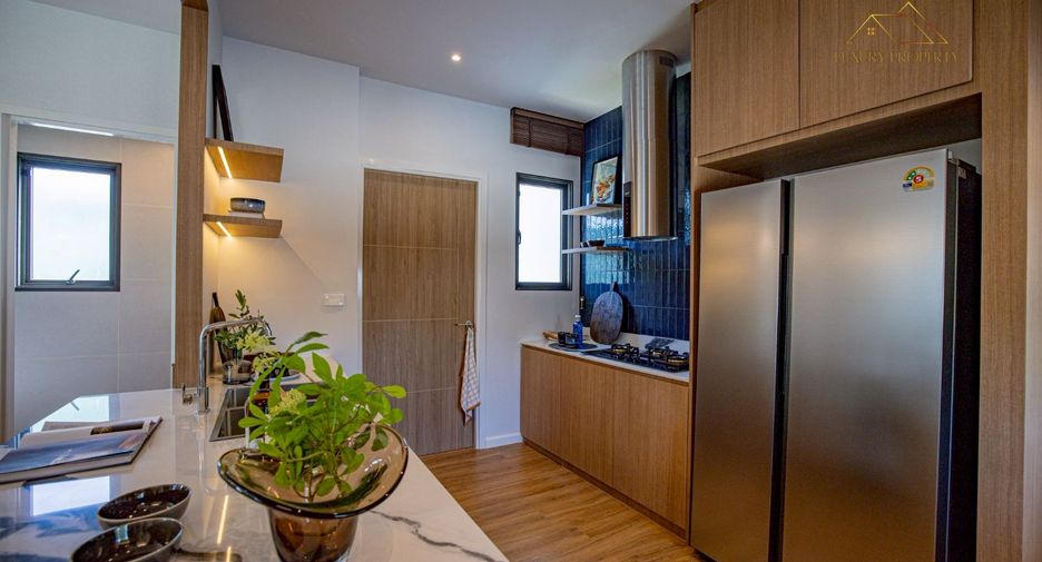 For sale 4 bedrooms villa in Bang Lamung, Chonburi