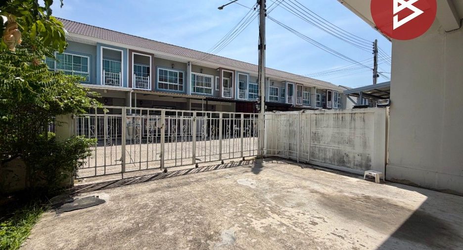 Reihenhaus zum Kauf mit 3 Zimmer in Mueang Pathum Thani, Pathum Thani