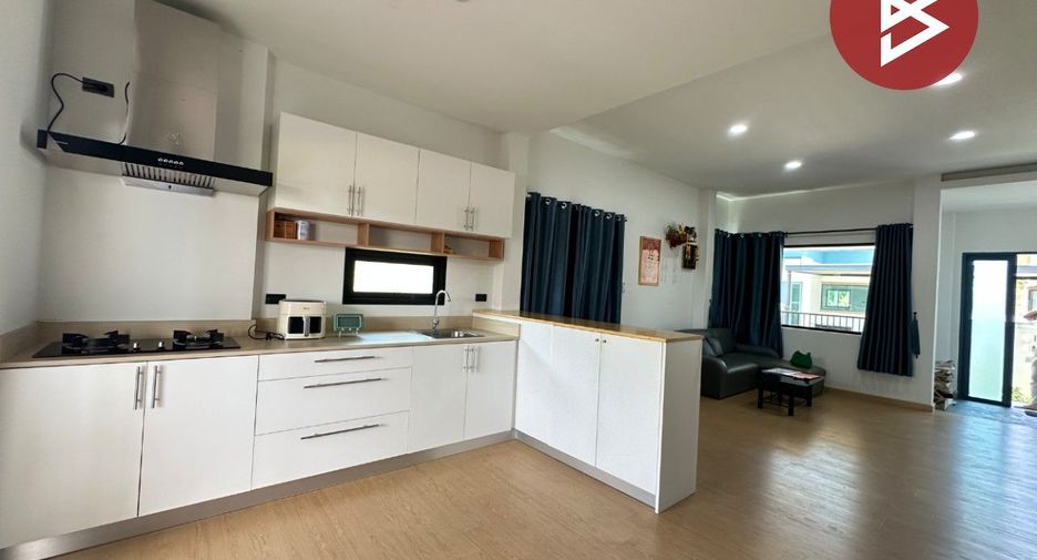 For sale 2 bedrooms house in Ban Bueng, Chonburi