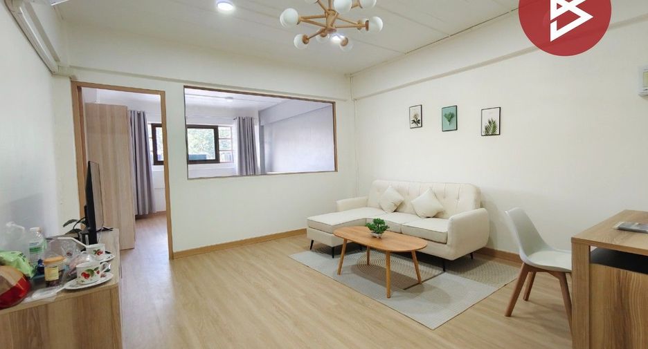 Local comercial en venta de 5 habitaciones en Ban Pong, Ratchaburi