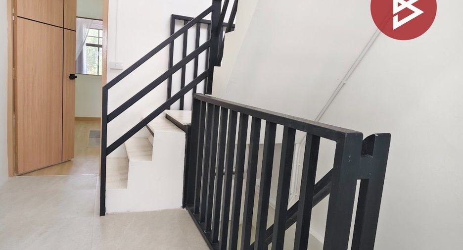 Local comercial en venta de 5 habitaciones en Ban Pong, Ratchaburi