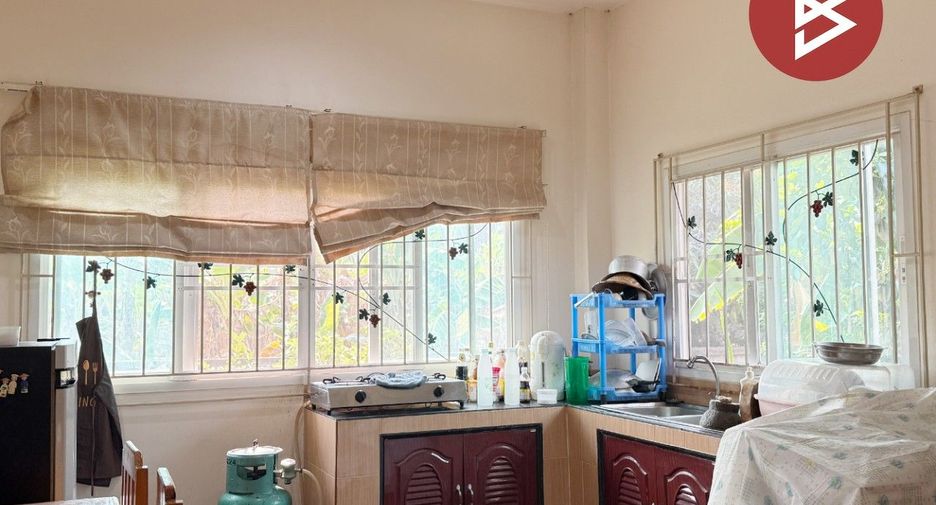 For sale 2 bedrooms house in Ban Hong, Lamphun